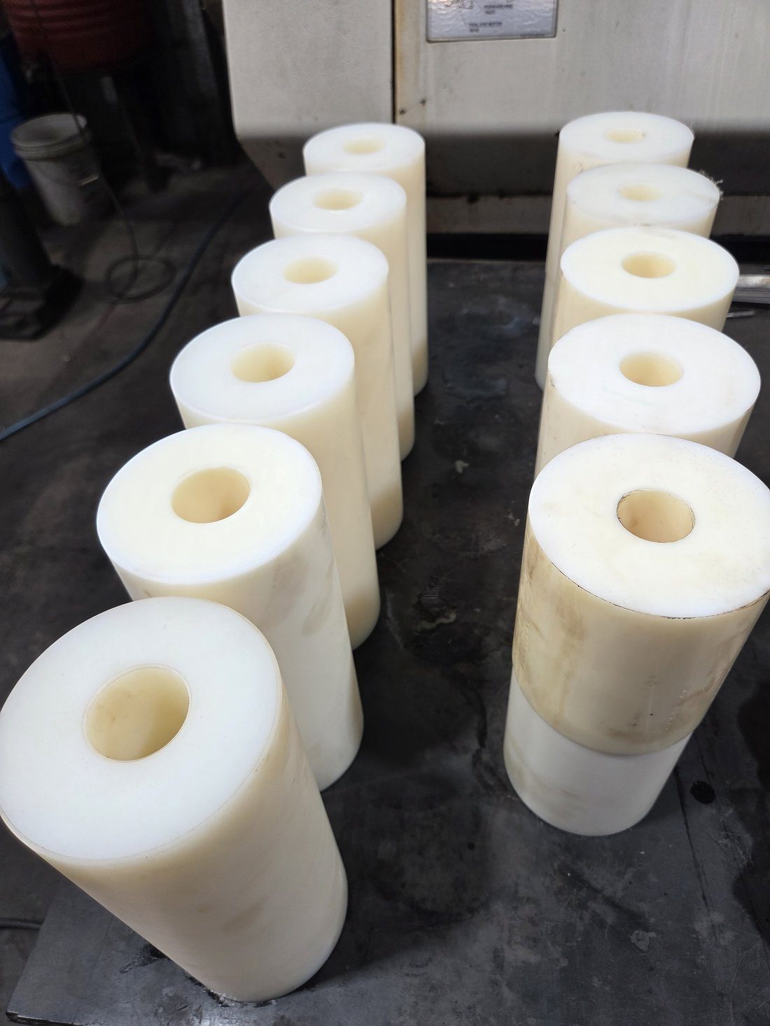 Galets en PA6 alésés, usinage plastique